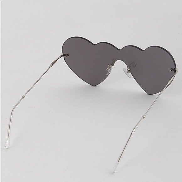 SOLD OUT ✌︎︎💚💛Hᴇᴀʀᴛ Yᴏᴜʀ Eʏᴇs Oᴜᴛ Sʜᴀᴅᴇs - Picture 5 of 8